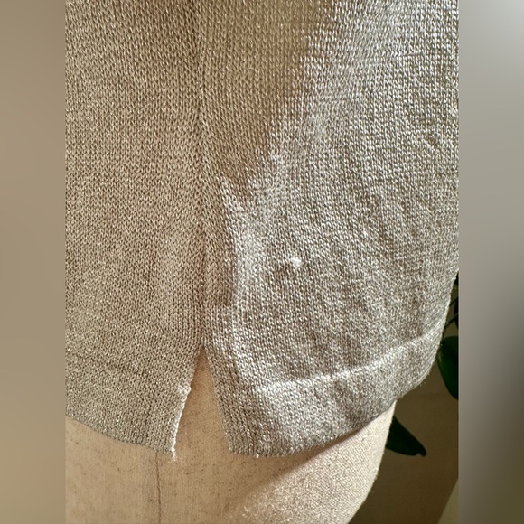 St. John Metallic Silver Camisole P - Picture 4 of 11